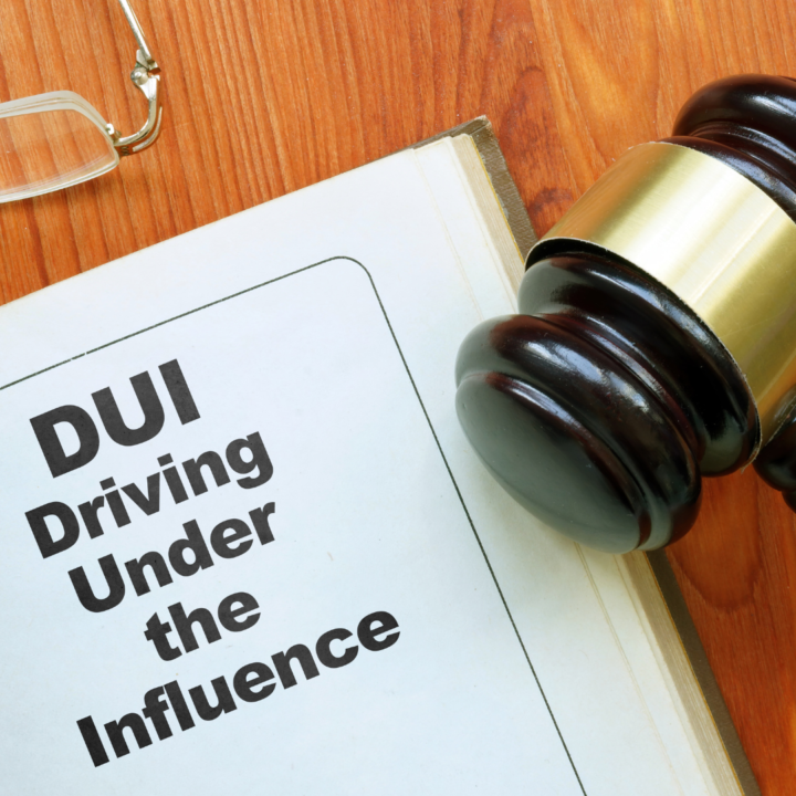 When to Hire a DUI Lawyer